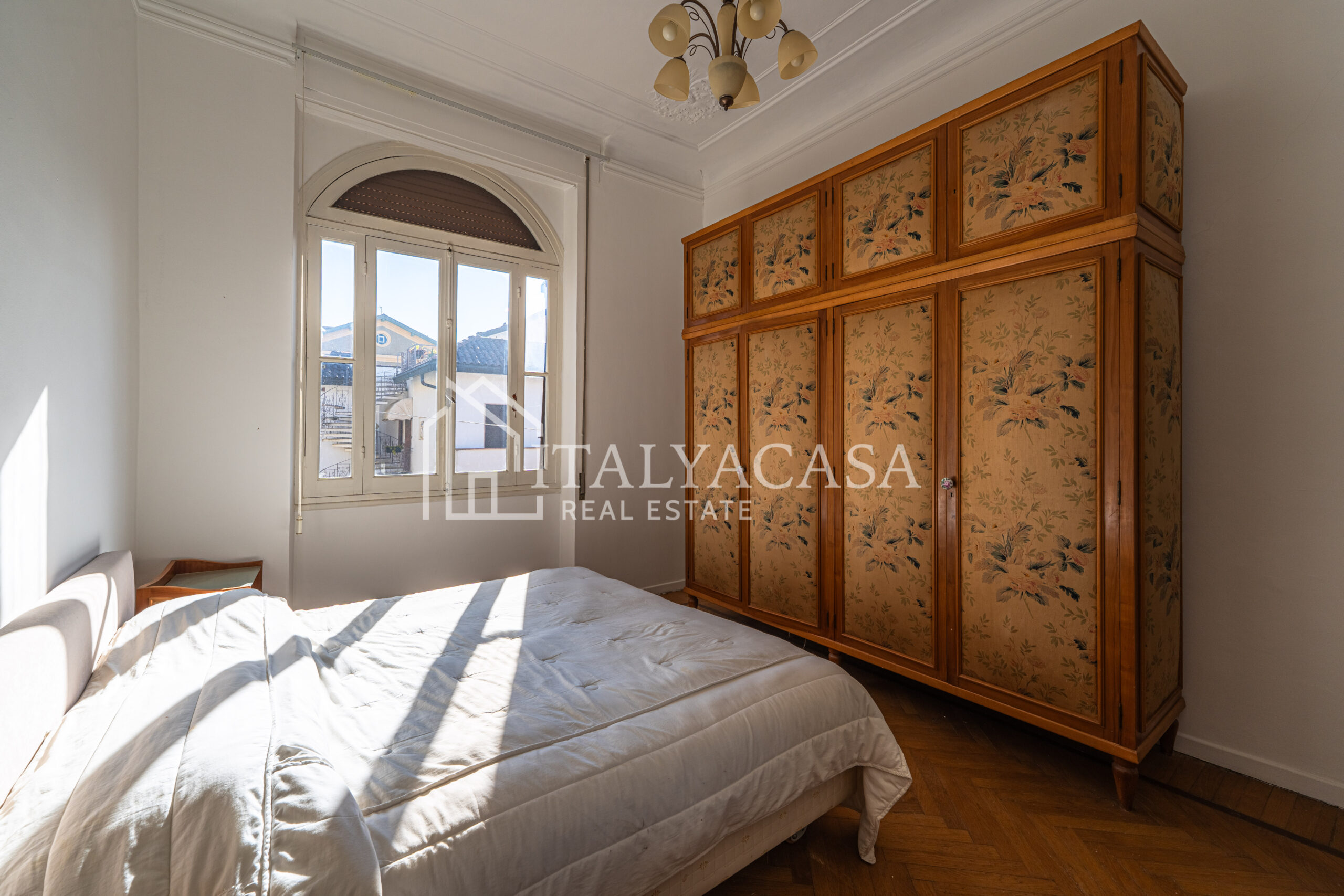 appartamento in zona foce di sanremo con posti auto e giardino, vicino alle spiagge ed alla ciclabile