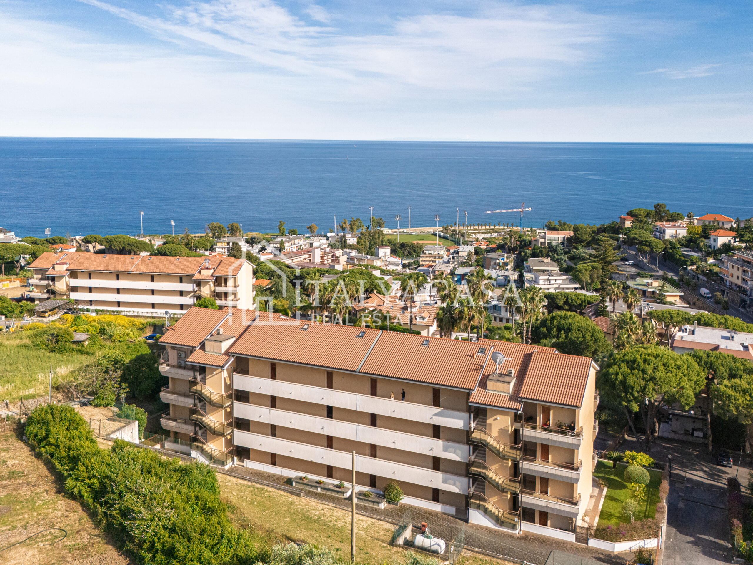 complesso Baccarat Sanremo con piscina