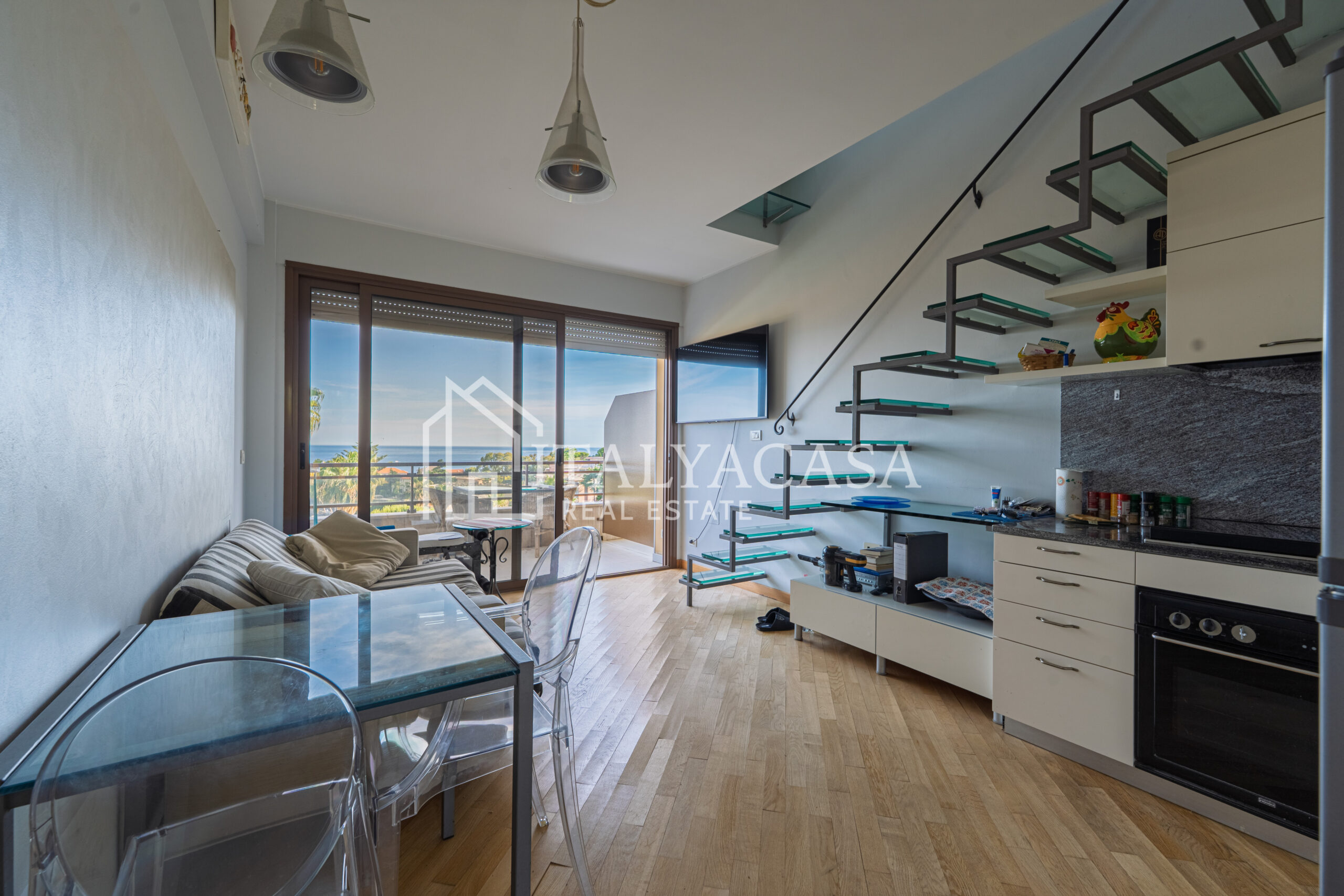 loft a sanremo con vista mare
