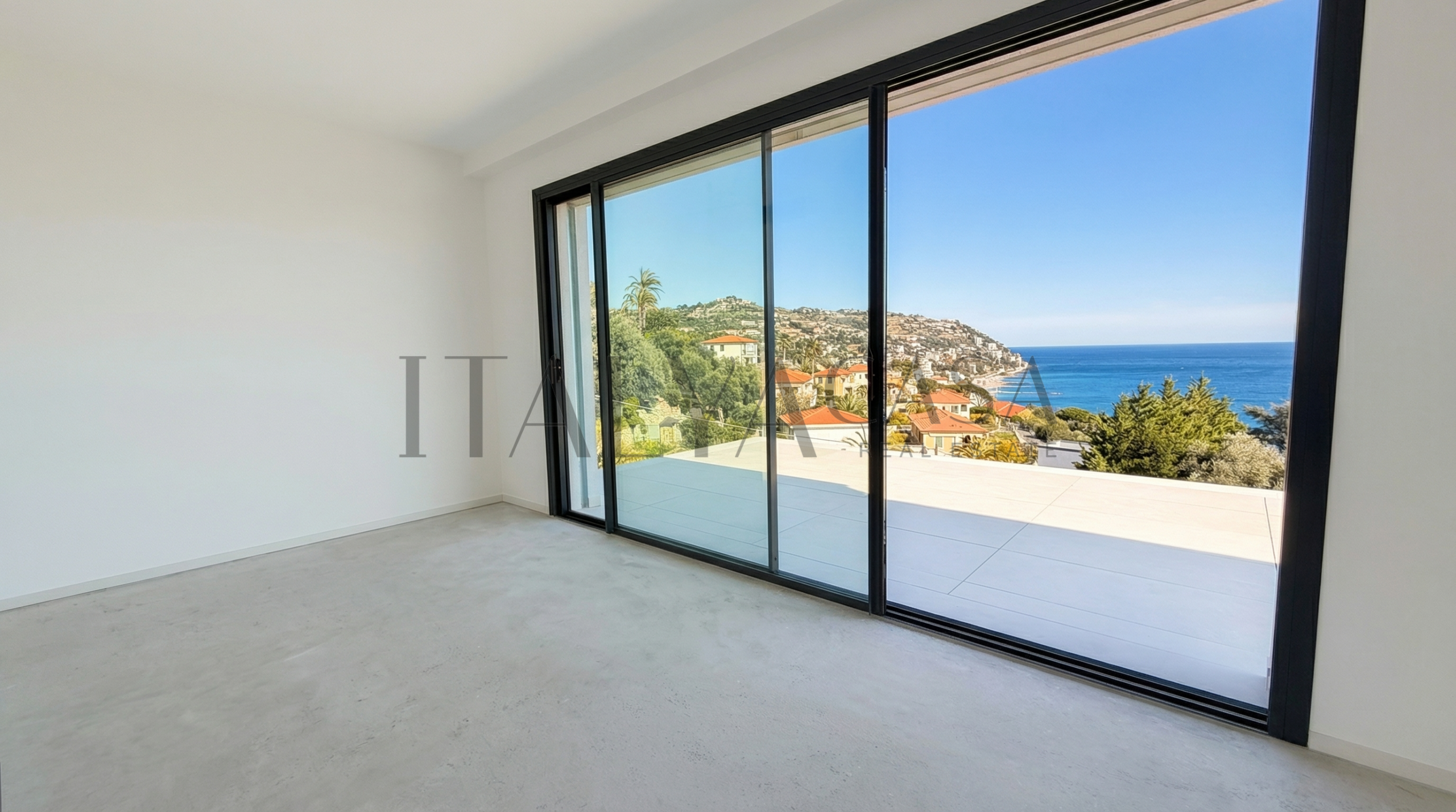 villa con piscina e vista mare, riviera dei fiori