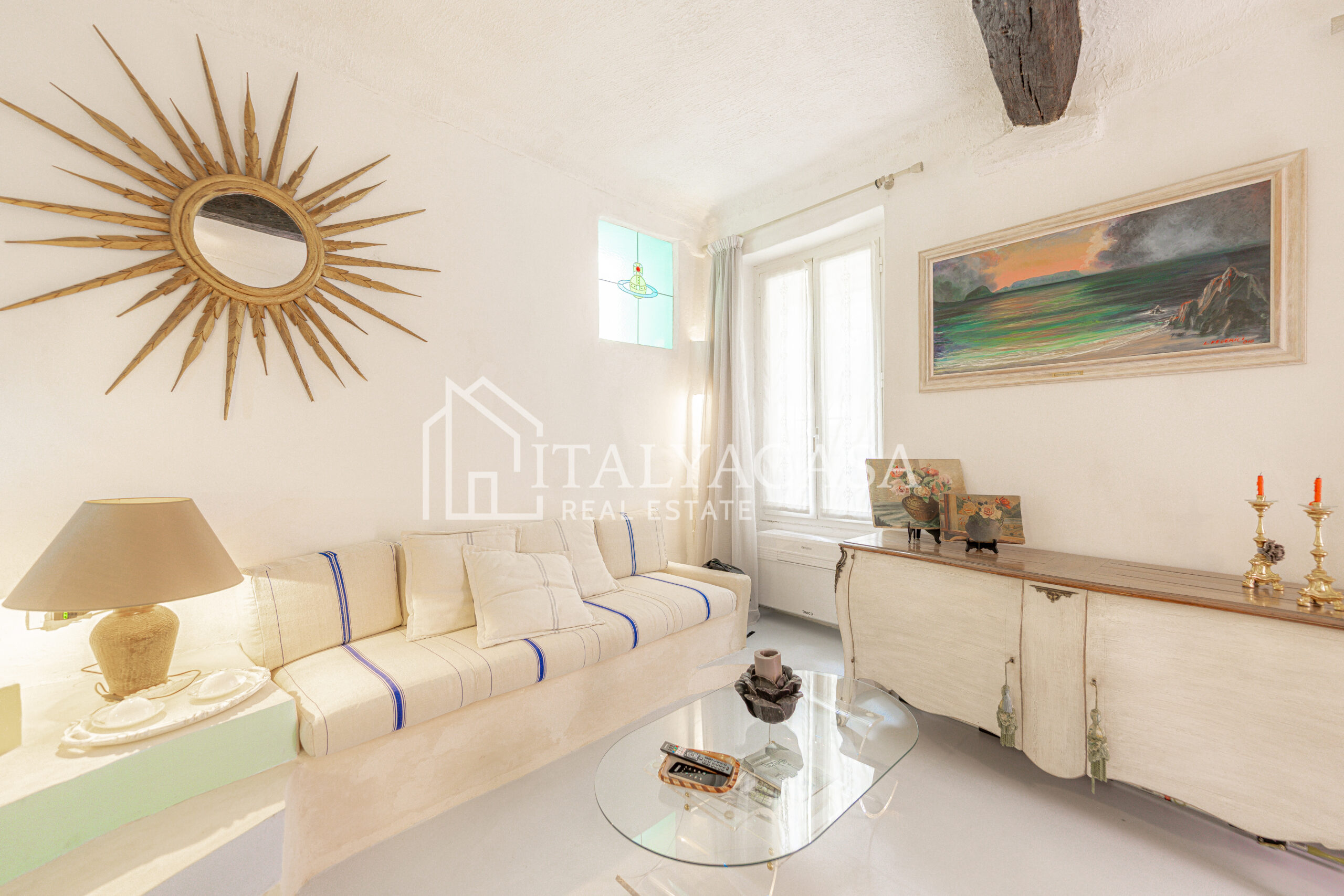 trilocale design centro Sanremo