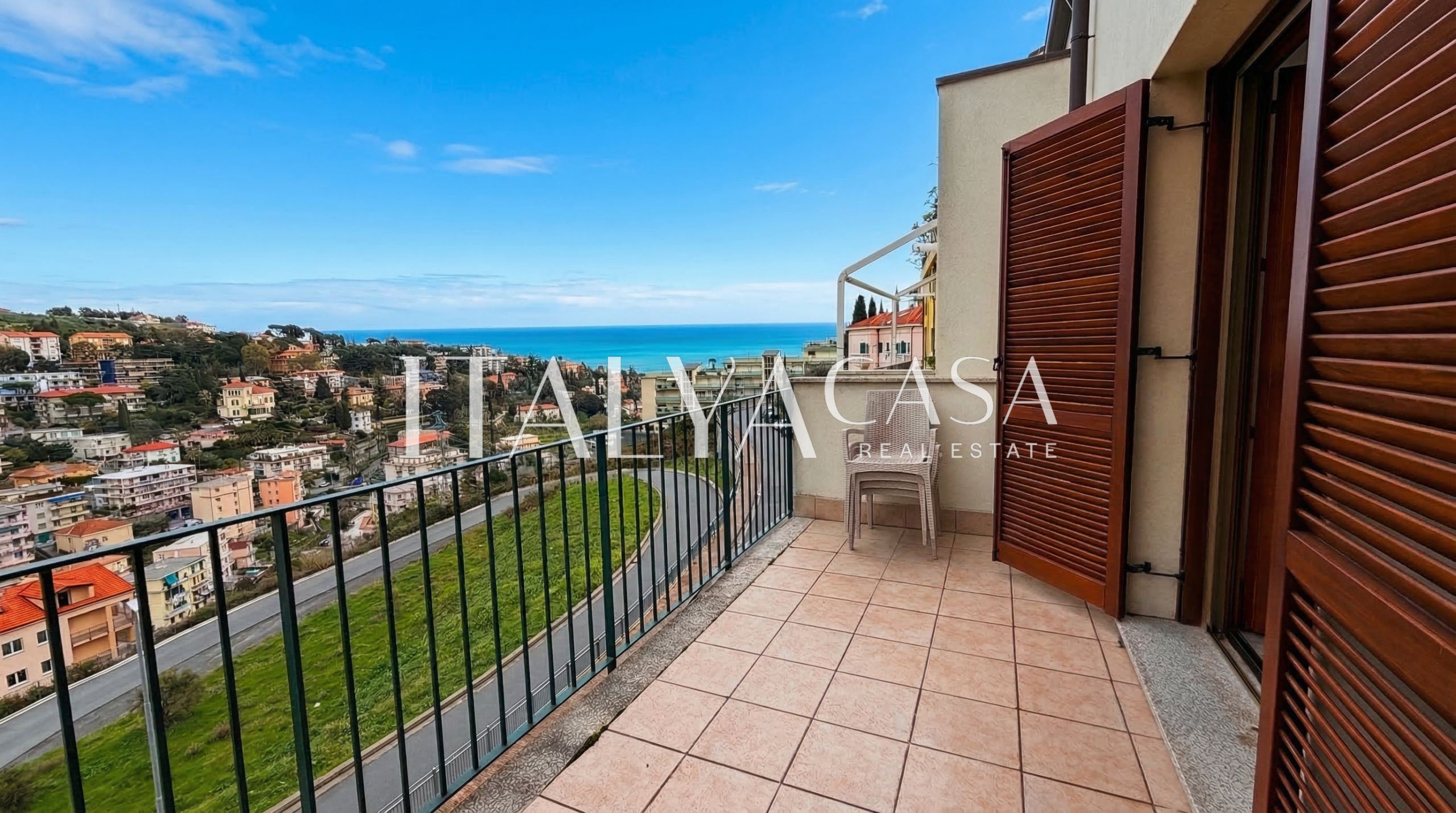 appartamento, ideale prima casa, a sanremo, con vista mare e box auto