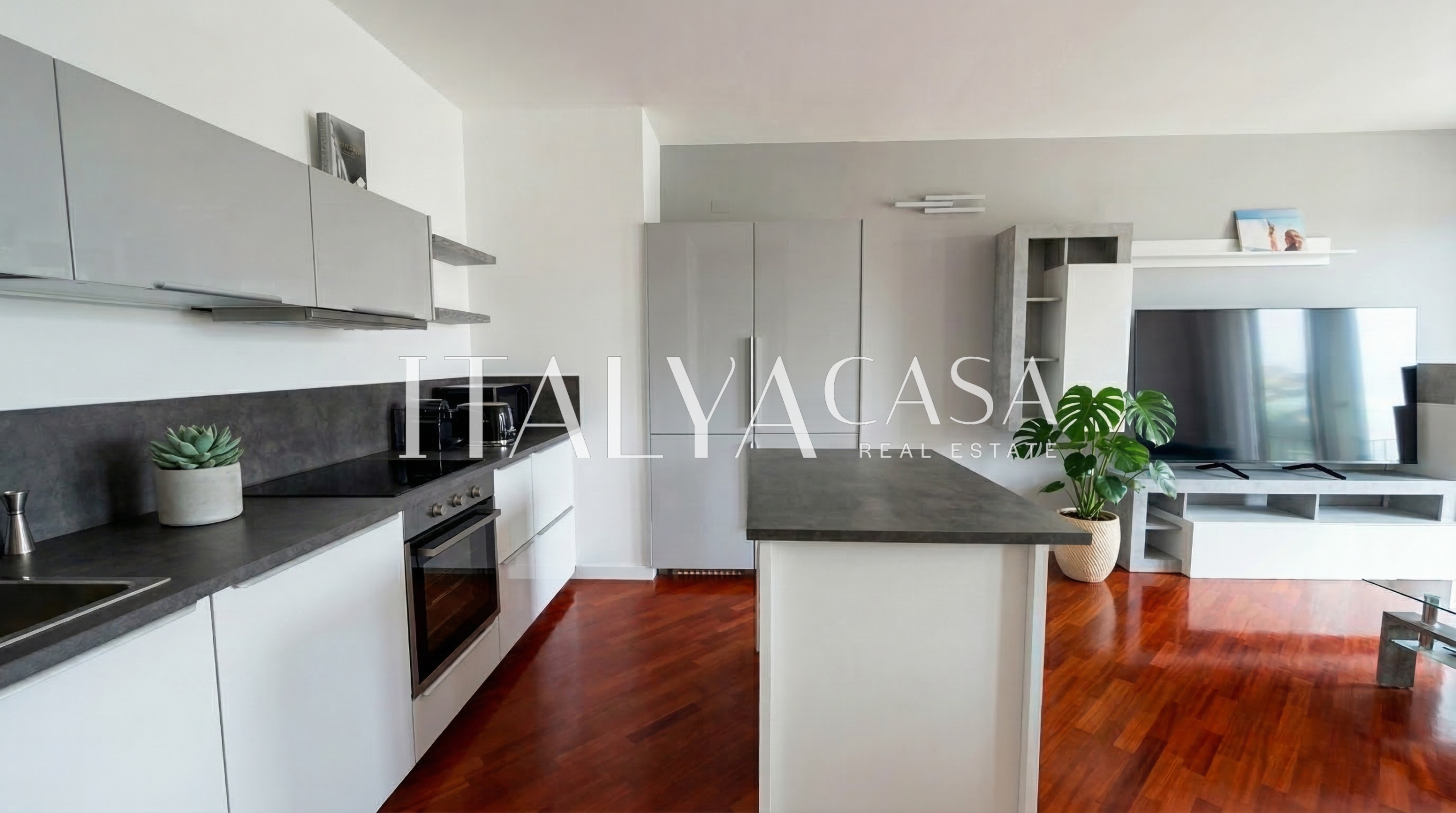 appartamento, ideale prima casa, a sanremo, con vista mare e box auto