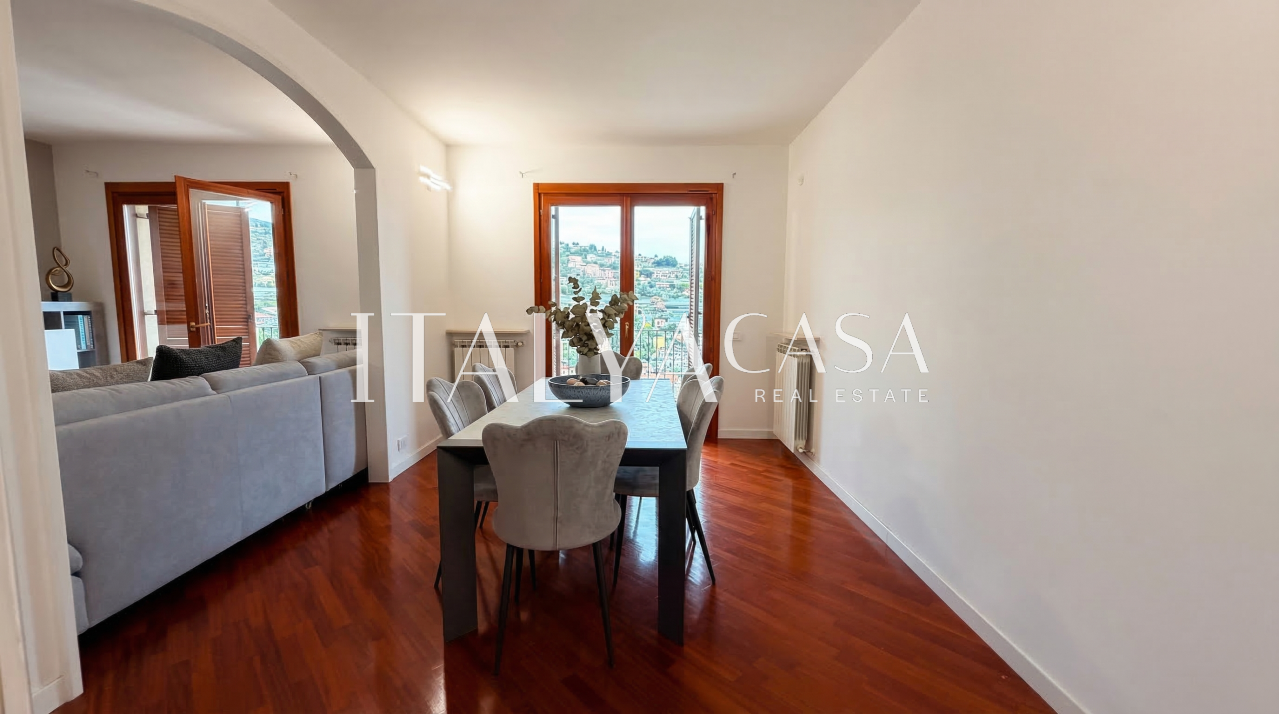 appartamento, ideale prima casa, a sanremo, con vista mare e box auto