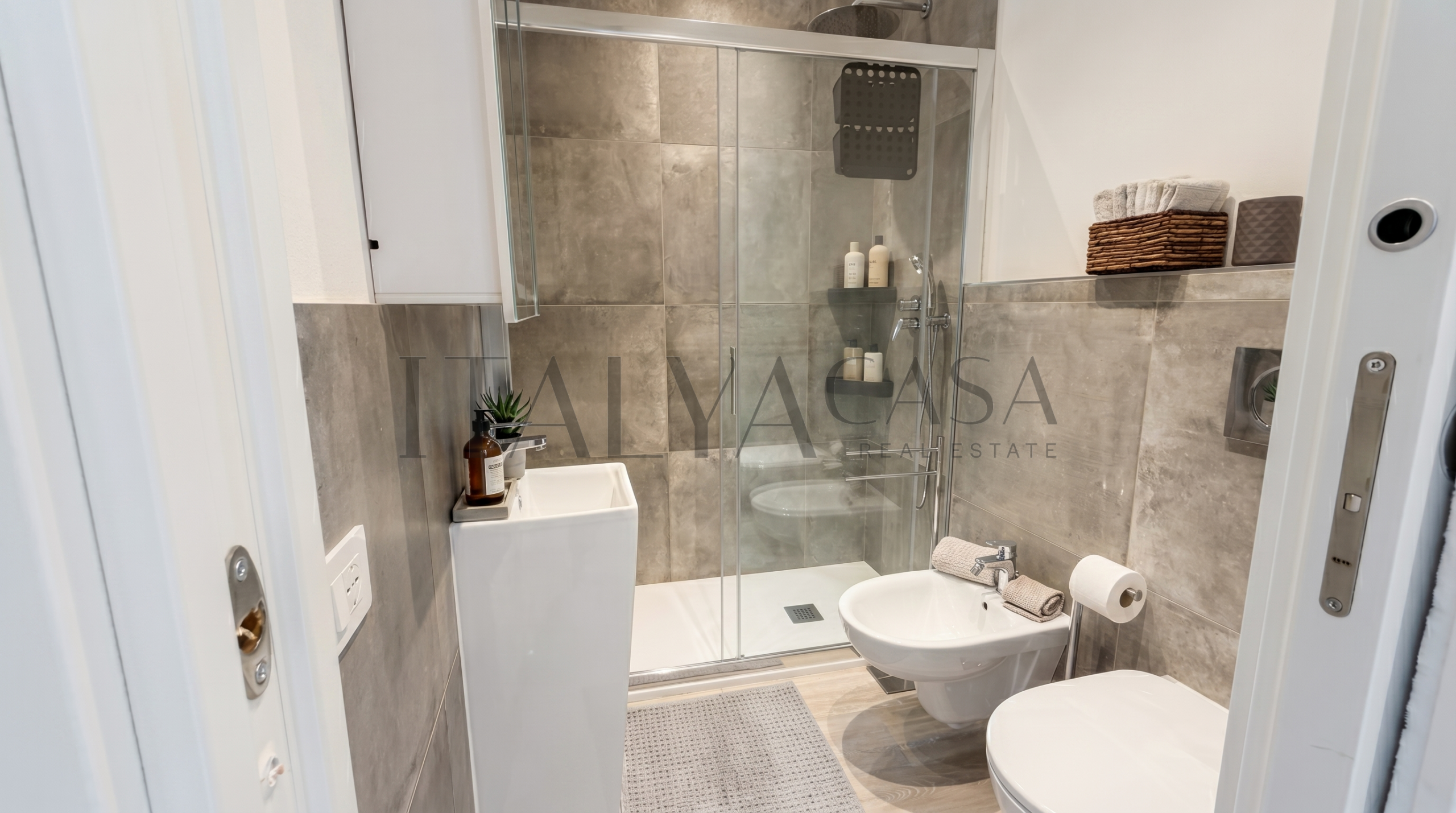 appartamento nuovo in piazza bresca di sanremo